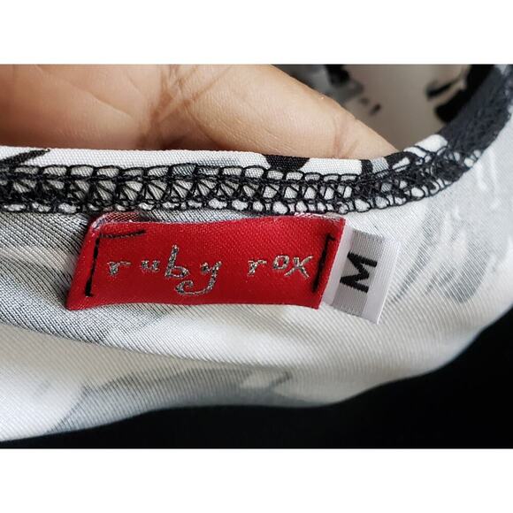 RUBY ROX Asymmetric Dress Womens Medium White Black Floral Ruched One Shoulder - Picture 3 of 11